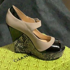 Gianni Bini Darcie Wedge